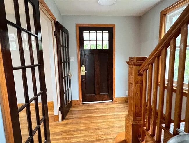 Building Photo - 663 Union St