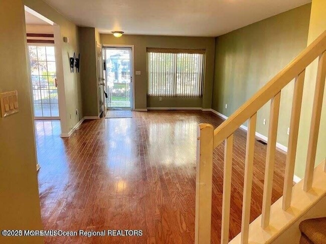 Building Photo - 206 Brookfield Dr