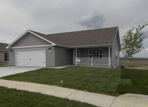 Building Photo - 3 Bed/ 2 Bath/ 2 Car Garage Newer Construction in Billings Heights