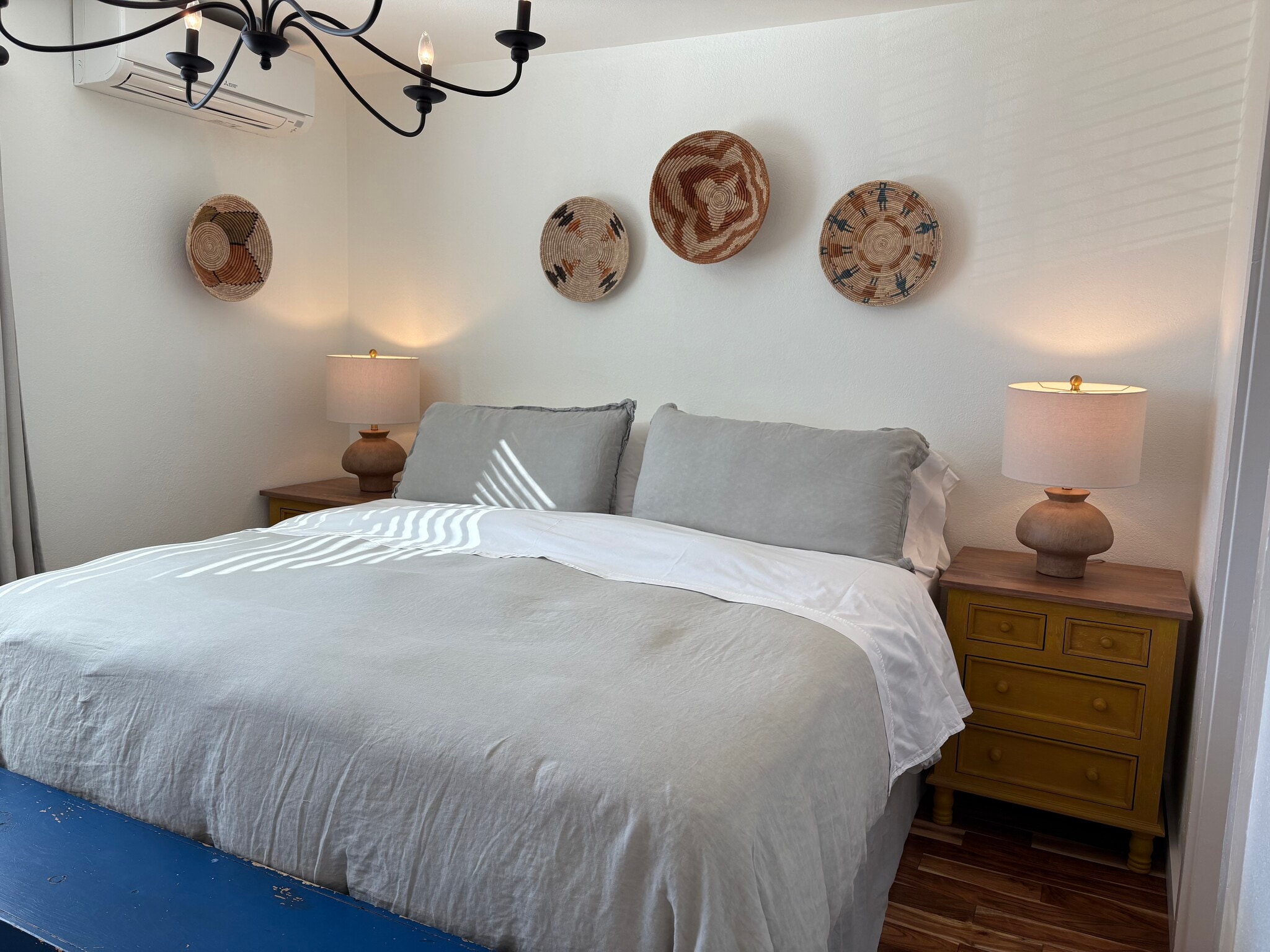 Building Photo - 1572 Avenida de Las Americas