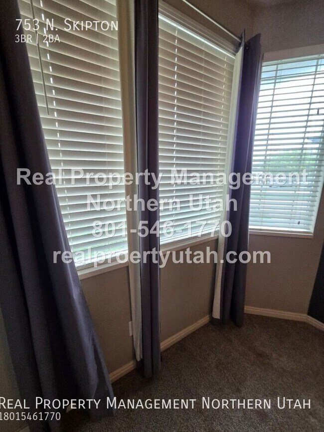 Building Photo - 753 N. Skipton-