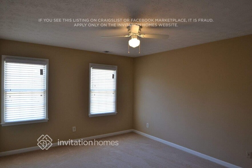 Building Photo - 2350 Ciji Cir
