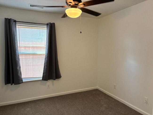 Building Photo - PRICE JUST REDUCED ONLY $2,600 PER MONTH F...