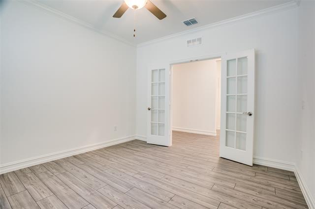 Building Photo - 3617 Cadogan St