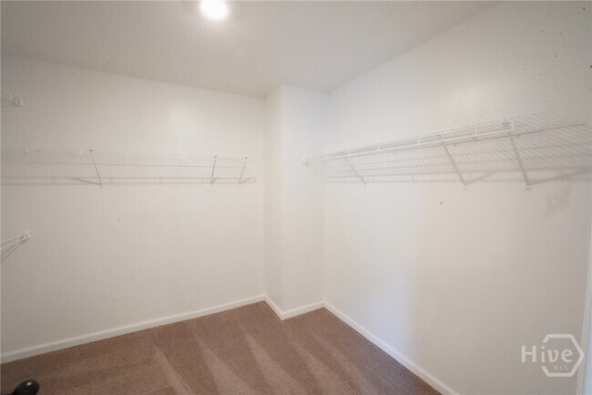 Building Photo - 112 Bellevue Blvd