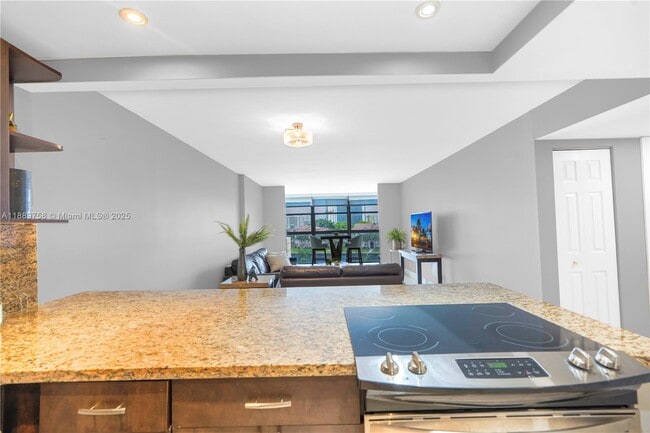 Building Photo - 200 Leslie Dr