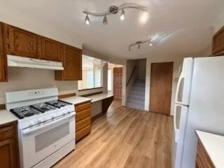 Building Photo - 9757 Spinnaker Blvd NW