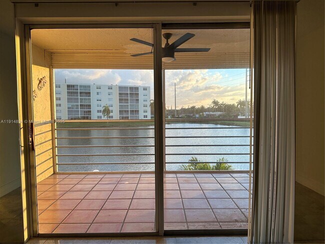 Building Photo - 311 SE 3rd St