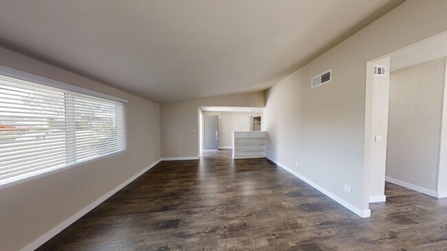 Building Photo - 5216 College Gardens Ct