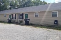 Building Photo - 911 Riviera Dr