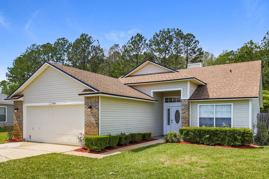 Building Photo - 1568 Saddlebrook Ln