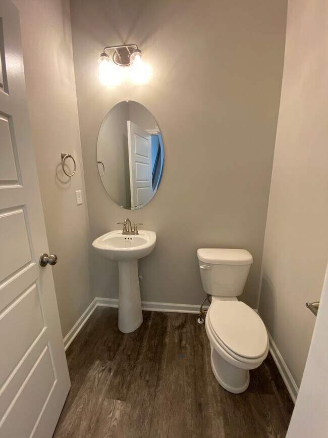Building Photo - 1802 Streamsong Dr