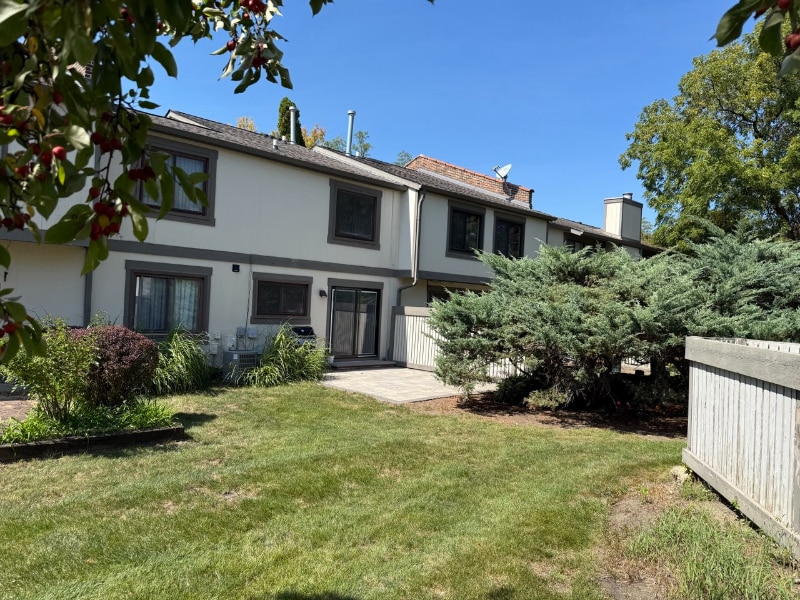 Building Photo - 2494 Smith St