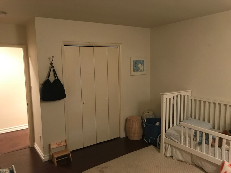 Building Photo - 1014 14th St