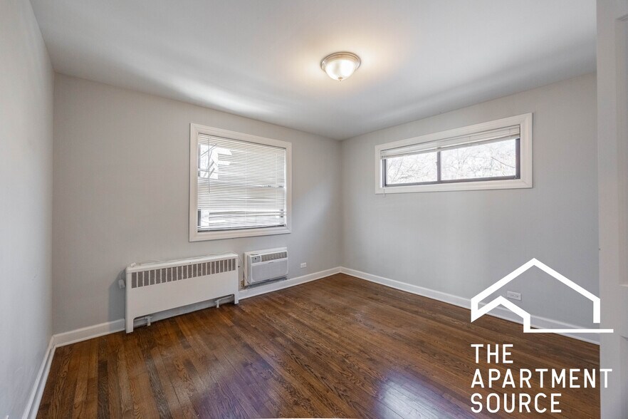 Building Photo - 6807 N Ridge Blvd