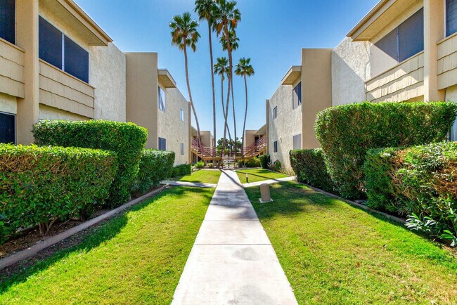 Building Photo - 4630 N 68th St