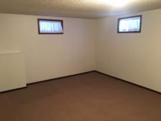 Building Photo - SINGLE FAMILY HOME HORSE PROPERTY ON PRAIRIE AVENUE (APP#106)