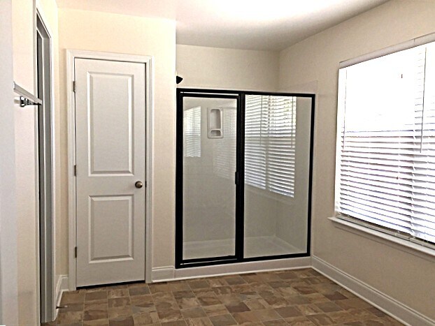Building Photo - 452 Brick Kiln Dr