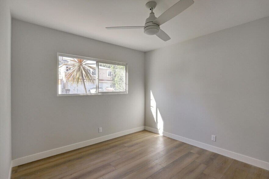 Building Photo - 644 Pier Ave