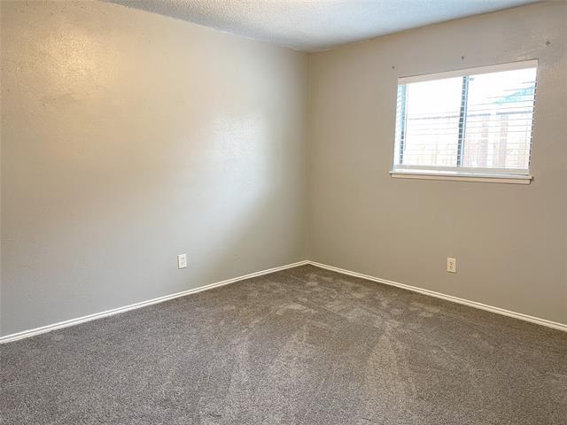 Building Photo - 8306 Woodside Rd