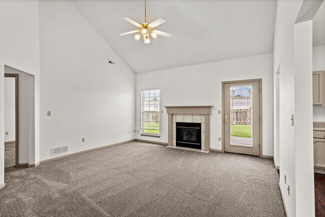 Building Photo - 3258 Wind River Cir