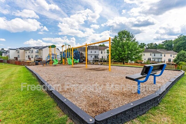 Building Photo - 15305 Brazil Cir