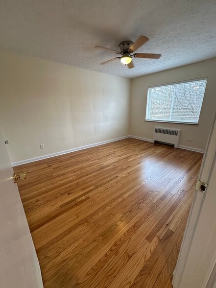 Bedroom 1 - 5937 Oakwood Ave