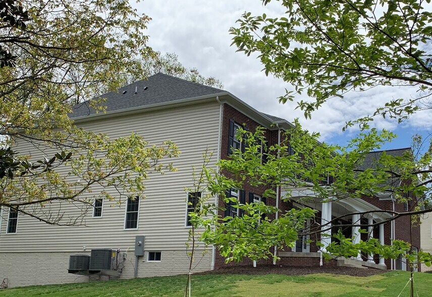 Primary Photo - 1219 Forestville Dr