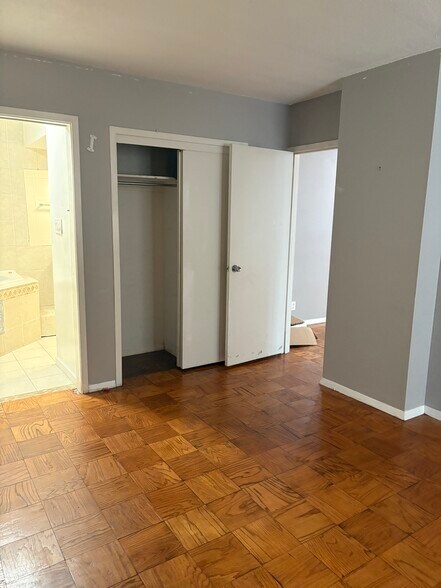Building Photo - 4515 Willard Ave