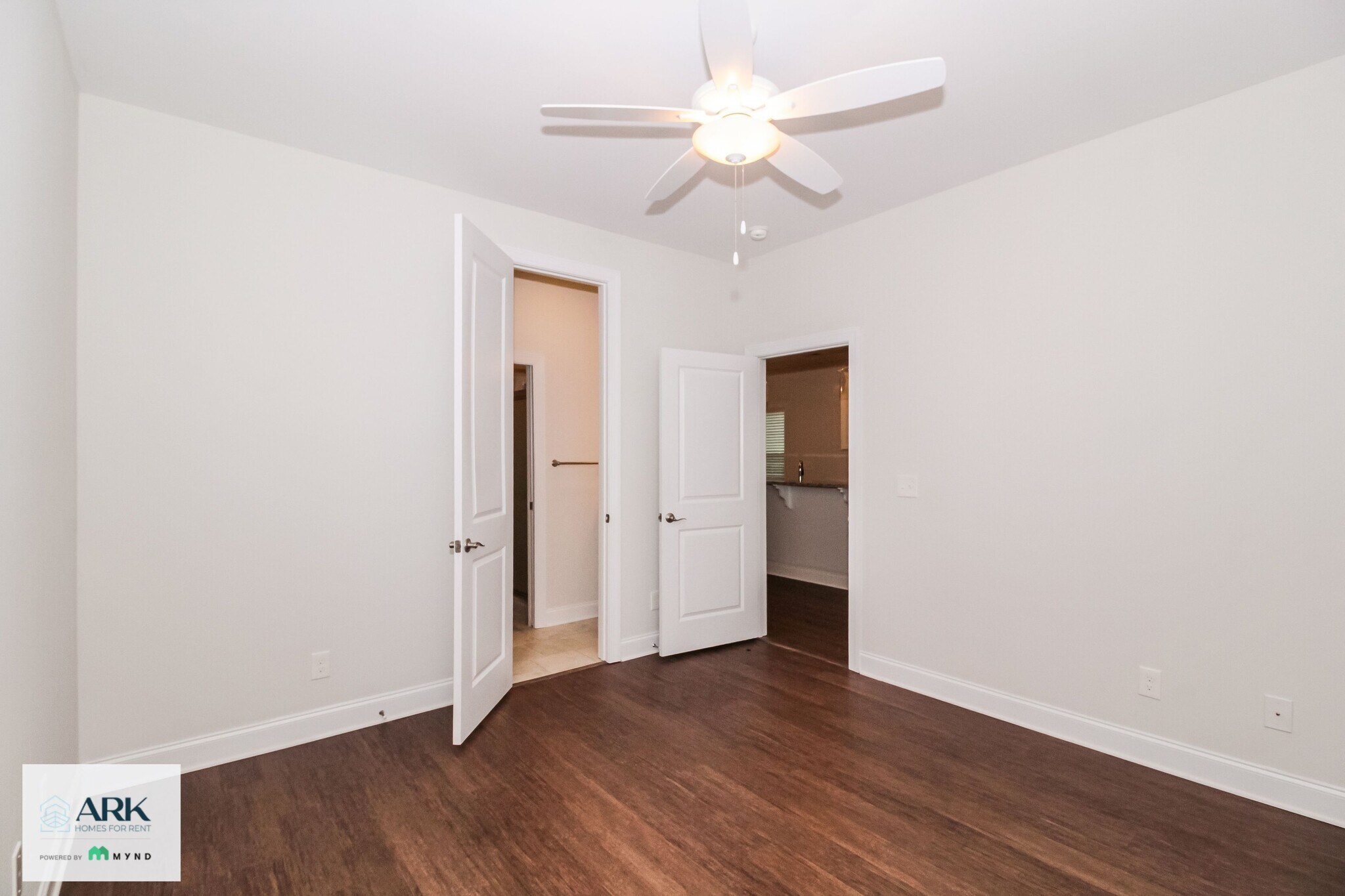 Building Photo - 192 Glenshee Ct