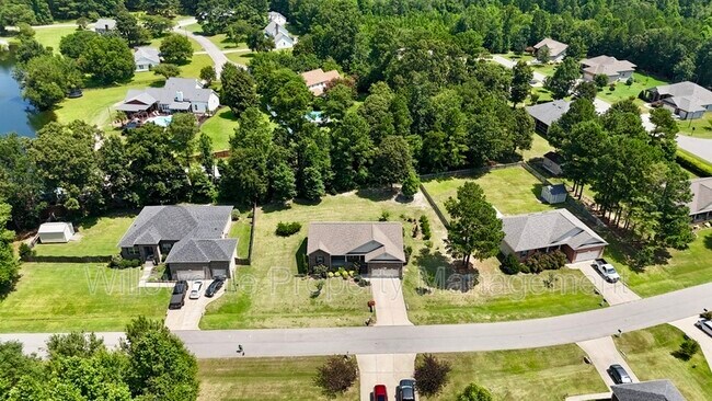 Building Photo - 76 Deep Clay Cir