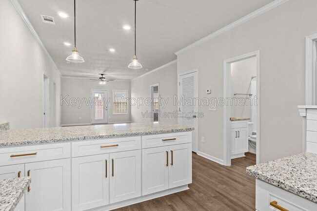 Building Photo - 5017 Greer
