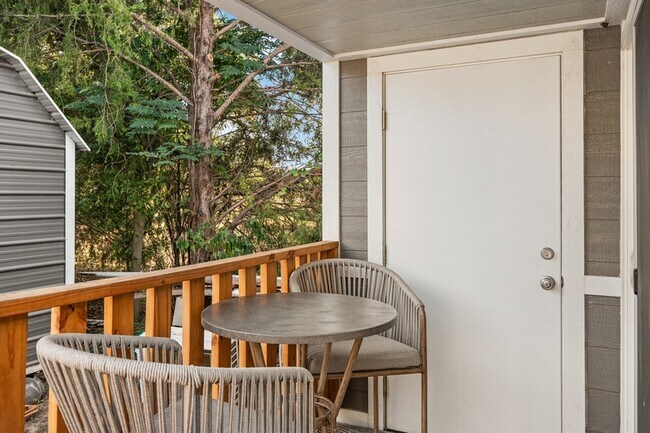 Building Photo - 720 Pritchett Ln