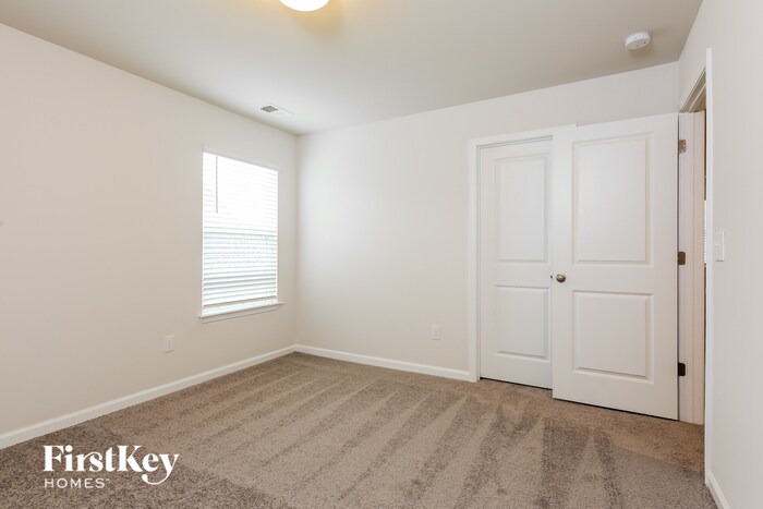 Building Photo - 106 Wild Lily Dr
