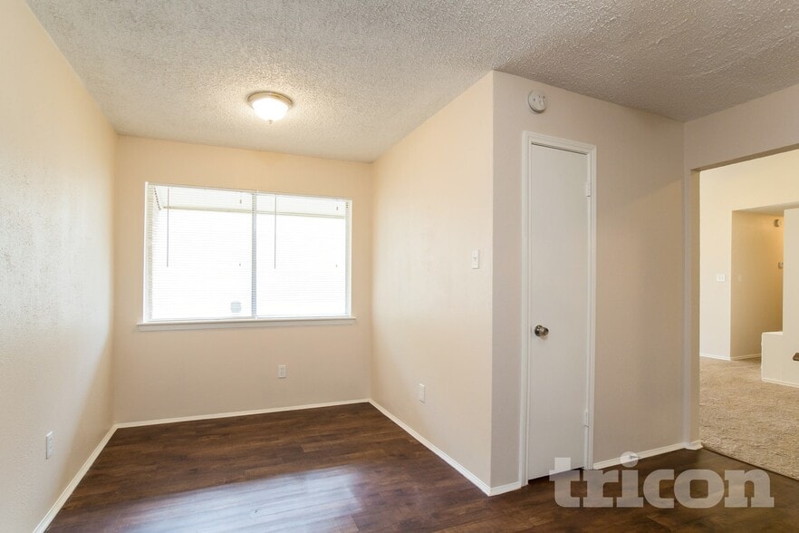 Building Photo - 6329 Porterway Dr