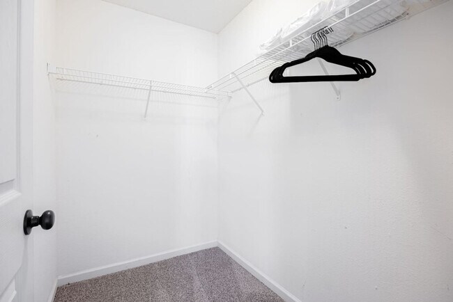 Building Photo - 3766 White Cliff Way
