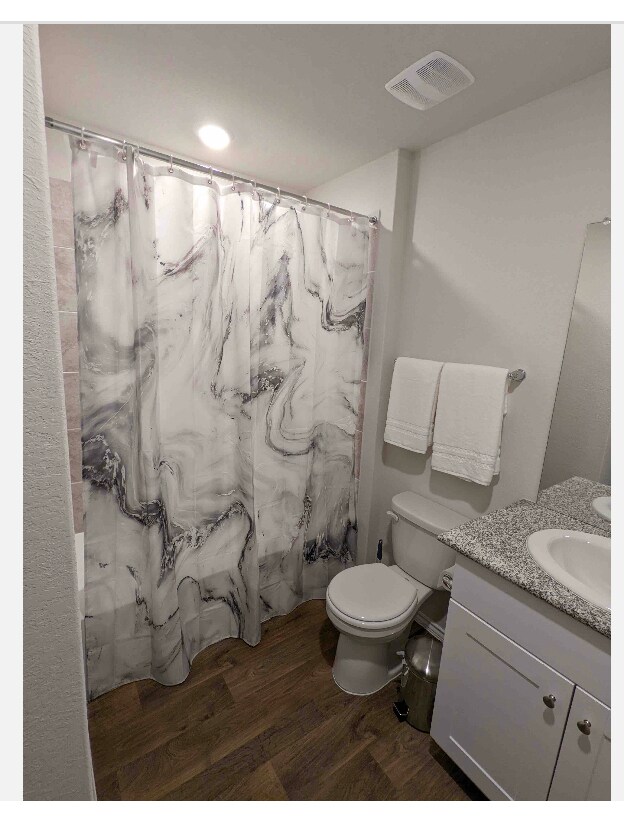 Bathroom 1 - 12010 Mulberry Crk