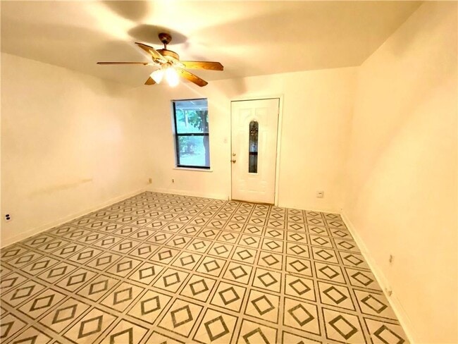 Building Photo - 6211 Club Terrace