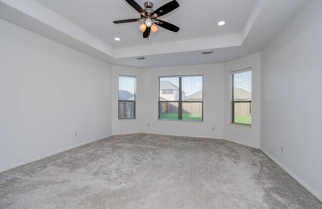 Building Photo - 22314 Mosshall Ct