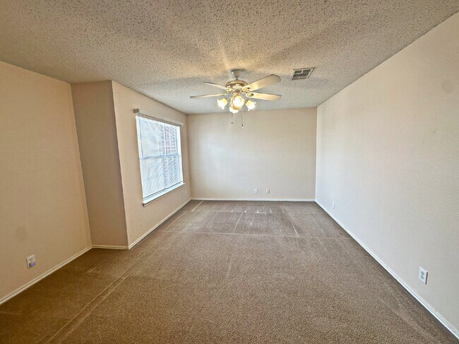 Building Photo - 6154 Ashley Spring