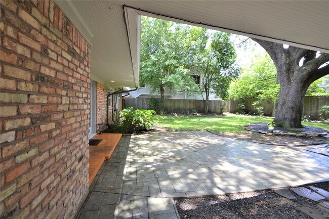 Building Photo - 4911 Wigton Dr