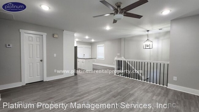 Building Photo - 4 br, 2.5 bath House - 2635 Hatfield Cir Se