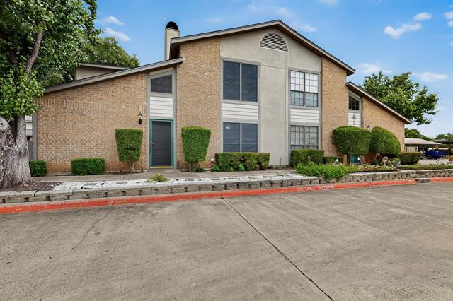 Building Photo - 324 W Harwood Rd