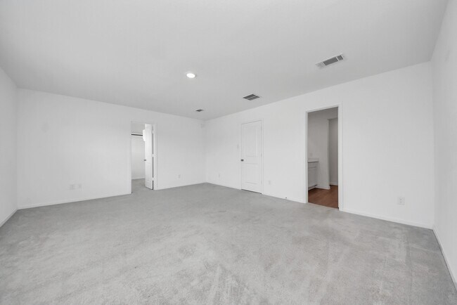 Building Photo - 19523 Manduca Dr