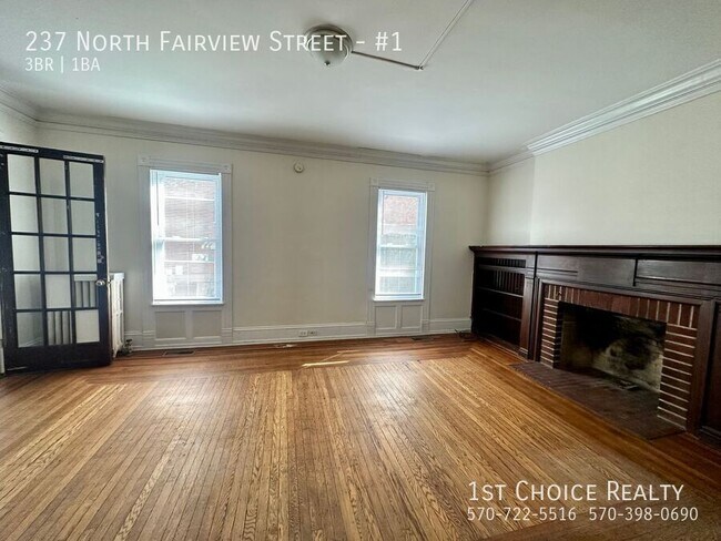 Building Photo - 237 N Fairview St