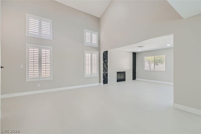 Building Photo - 7836 Calico Flower Ave