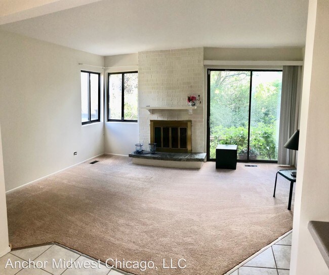 Building Photo - 3 br, 2.5 bath House - 1039 Sussex Drive