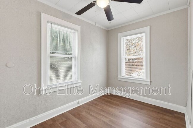 Building Photo - 785 S 18th St