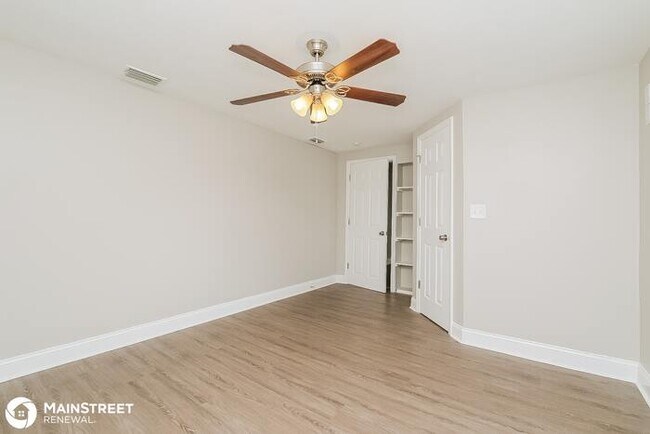 Building Photo - 5706 BAY BLVD, PORT RICHEY, FL 34668