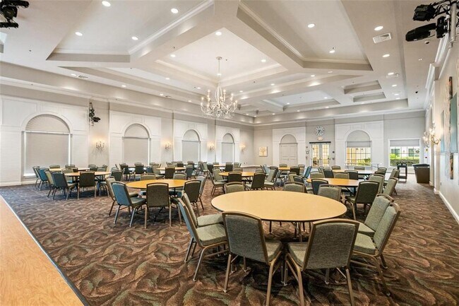 Building Photo - 3000 Pinnacle Ct
